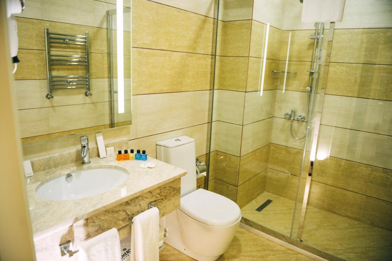 Emerald Suite Hotel Baku Exterior photo